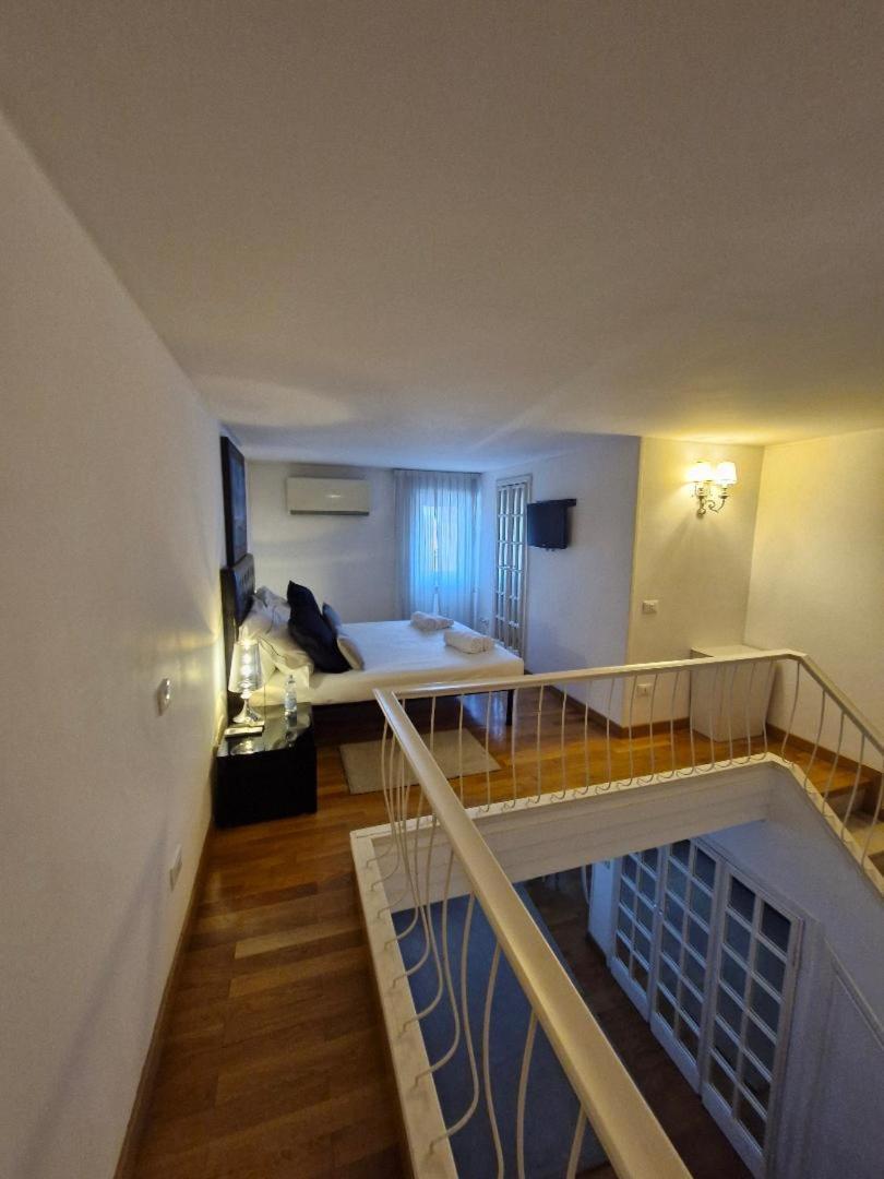 Appartamento Luxury Archimede 80 *